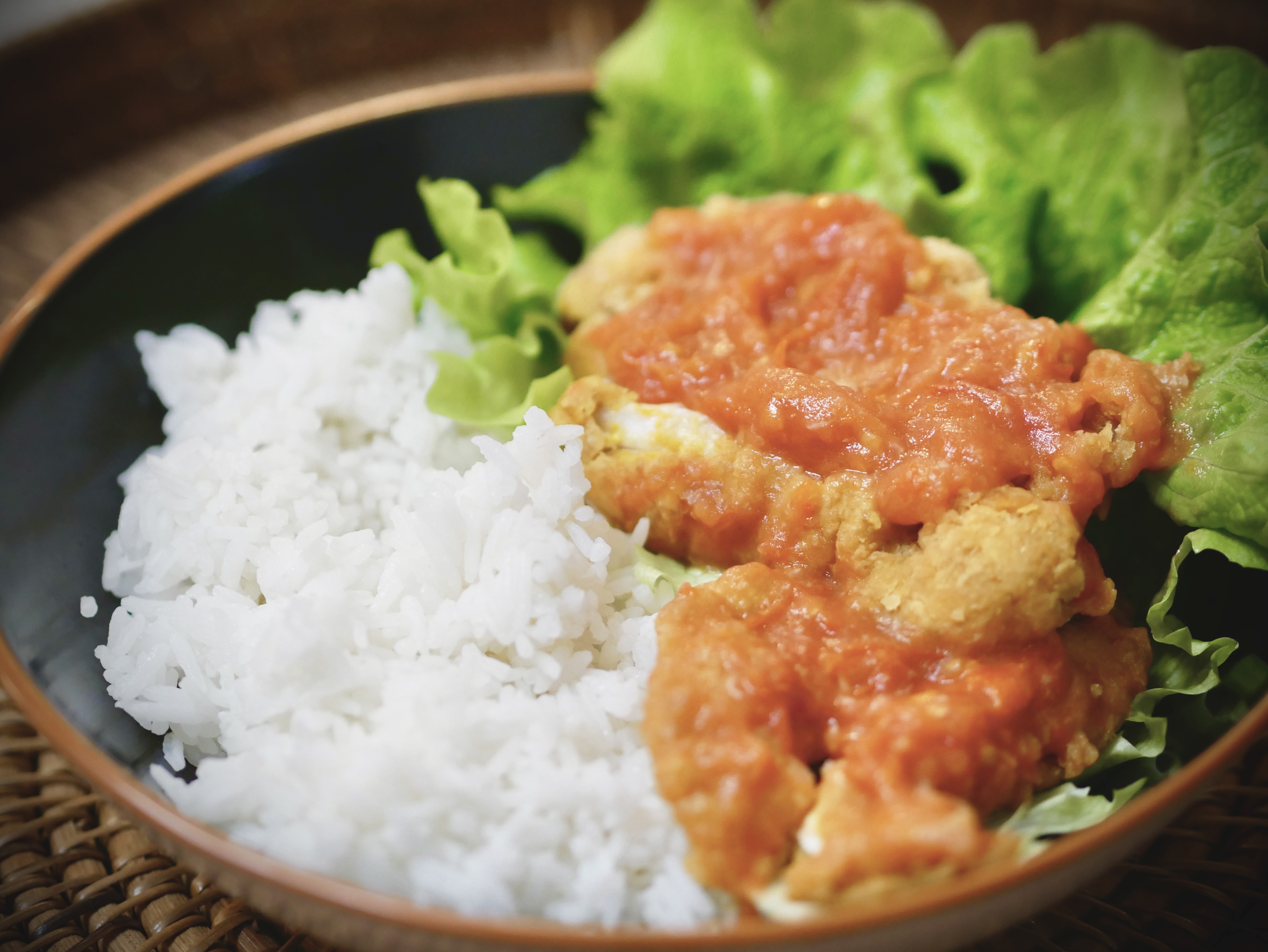 Ayam Geprek - Poulet croustillant épicé
