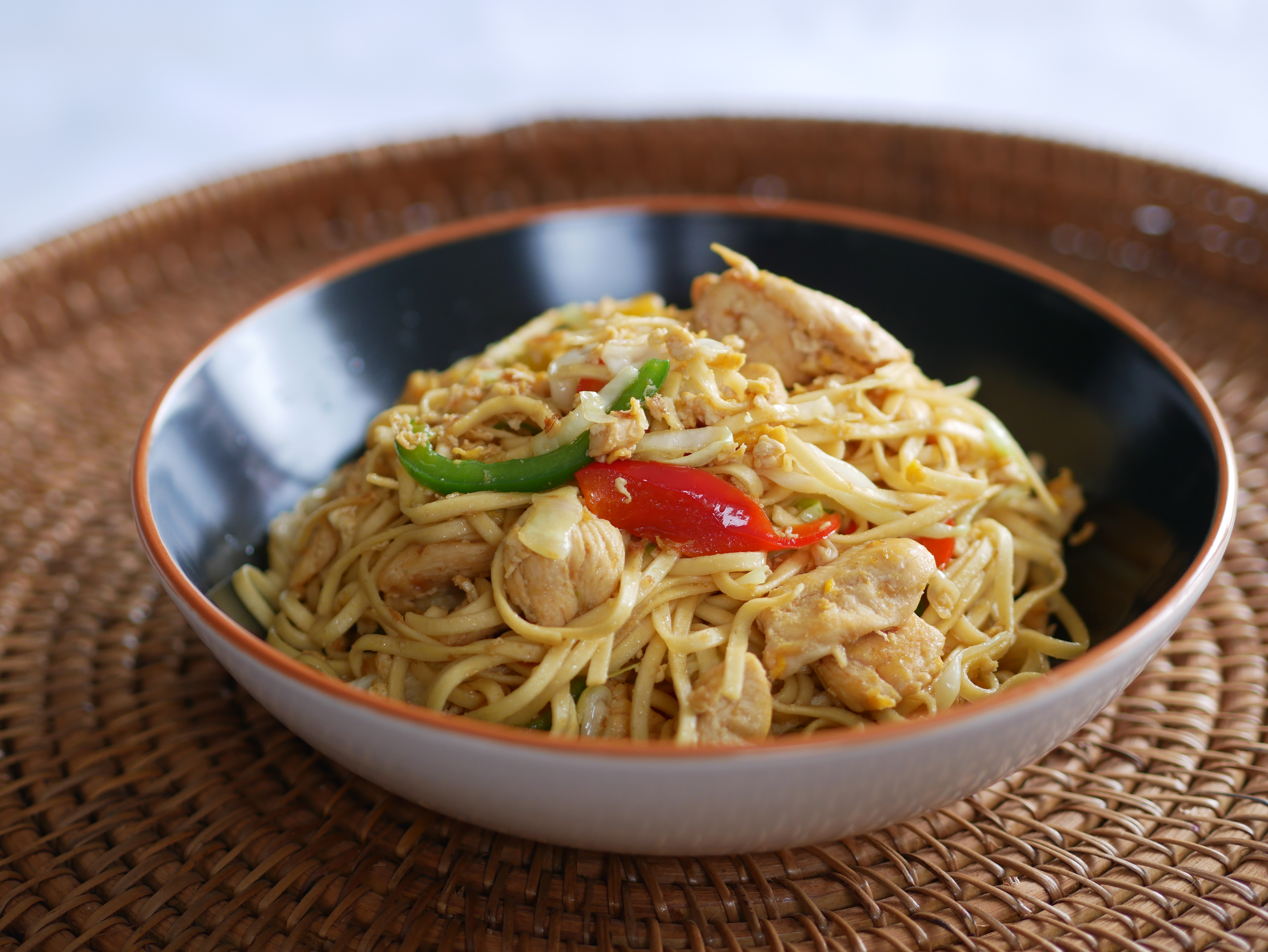 Mie Jawa - Nouilles sautées au poulet 