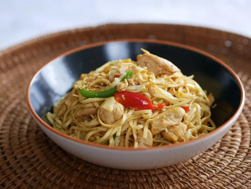 Mie Jawa - Nouilles sautées au poulet 